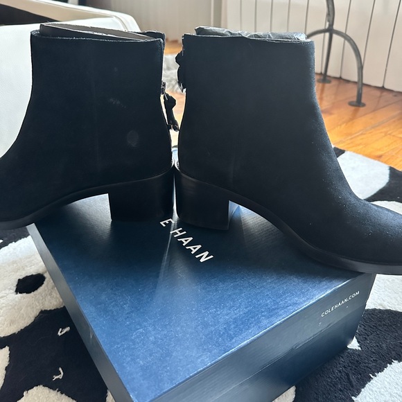 Cole Haan Taylor bootie black suede - Picture 3 of 7